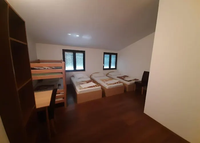 Casa de hóspedes Mario 2*